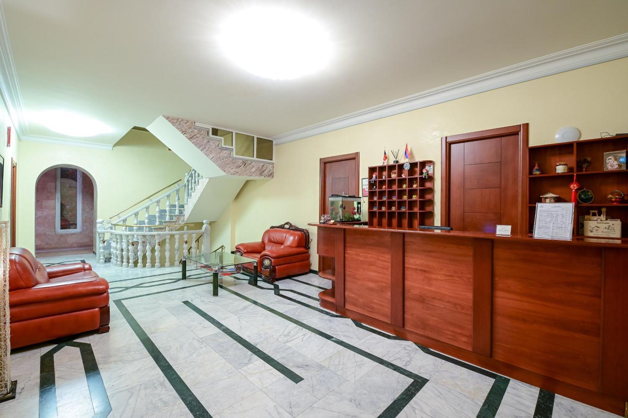 Hotel Mia Casa 3*